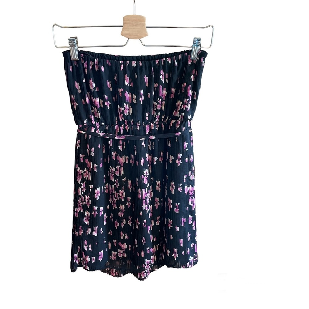 Forever21 Black Pleated Floral Pink and White Strapless Mini Dress in Size Small